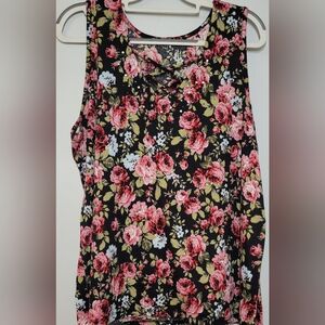 Sleeveless Crisscross v-neck Blouse XL 16-18